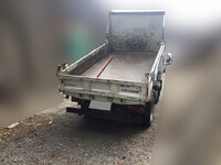 三菱ふそうキャンターダンプ小型（2t・3t）[写真02]