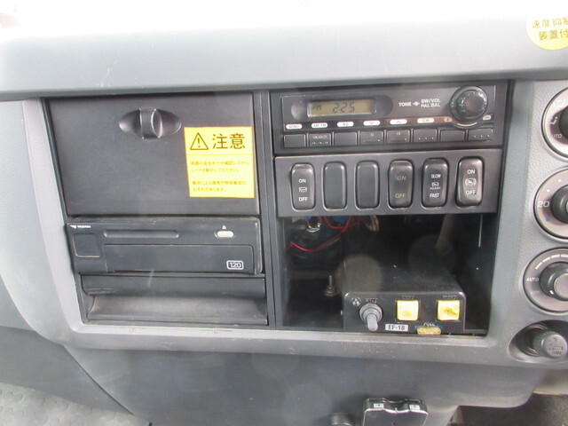三菱ふそうファイターダンプ増トン（6t・8t）[写真14]
