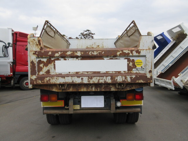 三菱ふそうファイターダンプ増トン（6t・8t）[写真06]