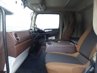 日野レンジャーアルミウイング中型（4t）[写真35]