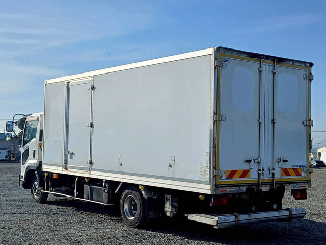 いすゞフォワード冷凍車（冷蔵車）中型（4t）[写真02]