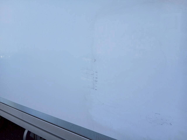 いすゞフォワード冷凍車（冷蔵車）中型（4t）[写真20]