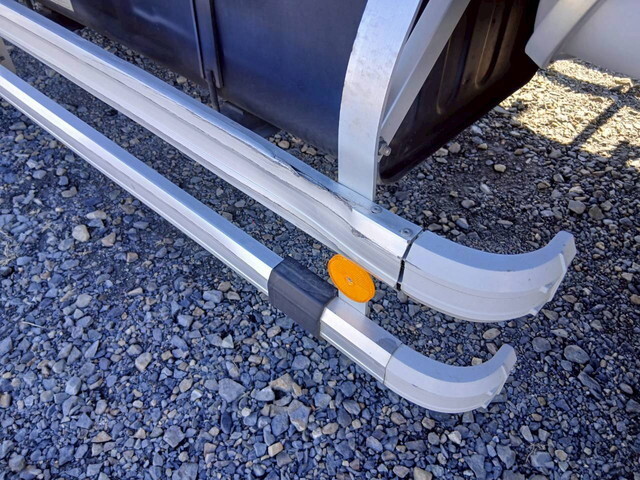 いすゞフォワードアルミウイング中型（4t）[写真10]