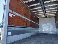 いすゞフォワードアルミウイング中型（4t）[写真16]