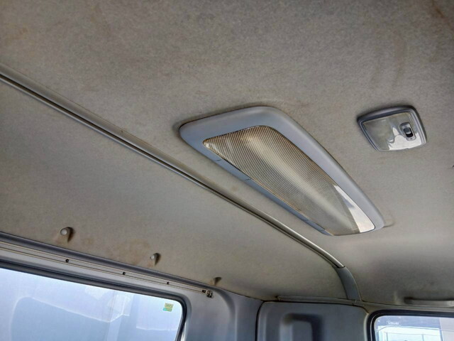 いすゞフォワードアルミウイング中型（4t）[写真26]