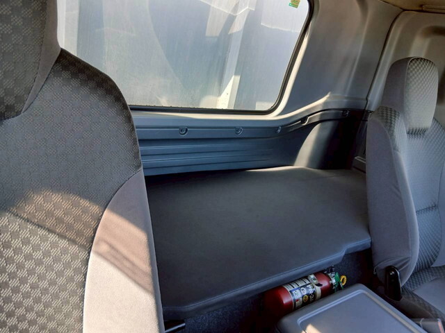 いすゞフォワードアルミウイング中型（4t）[写真27]