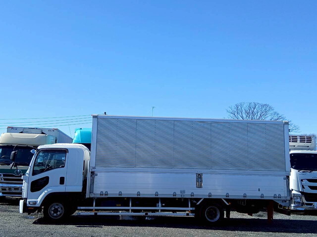 いすゞフォワードアルミウイング中型（4t）[写真08]