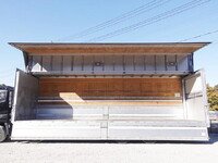 UDトラックスクオンアルミウイング大型（10t）[写真14]