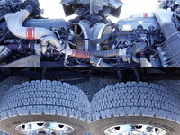 UDトラックスクオンアルミウイング大型（10t）[写真15]