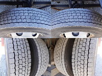 いすゞフォワードアルミウイング中型（4t）[写真18]