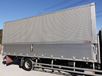 いすゞフォワードアルミウイング中型（4t）[写真09]