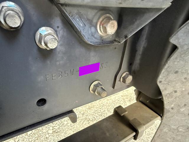 日産アトラス幌ウイング中型（4t）[写真19]