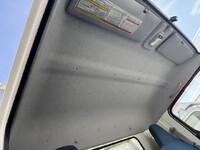 日産アトラス幌ウイング中型（4t）[写真39]