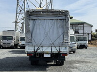 日産アトラス幌ウイング中型（4t）[写真08]