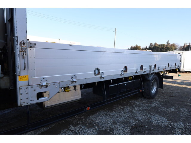 いすゞフォワードアルミブロック中型（4t）[写真10]