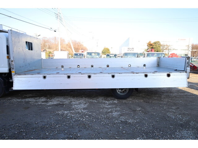 いすゞフォワードアルミブロック中型（4t）[写真11]