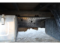 いすゞフォワードアルミブロック中型（4t）[写真20]