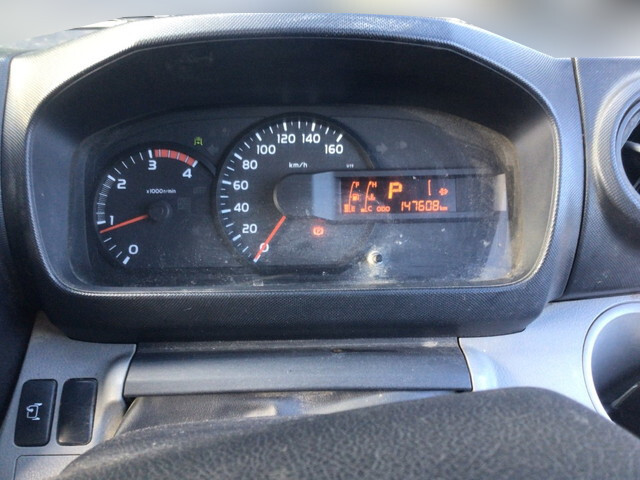 日野デュトロダブルキャブ（Wキャブ）小型（2t・3t）[写真21]