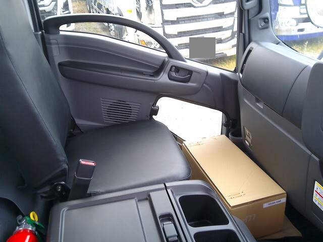 いすゞフォワードミキサー車（コンクリートミキサー）中型（4t）[写真22]