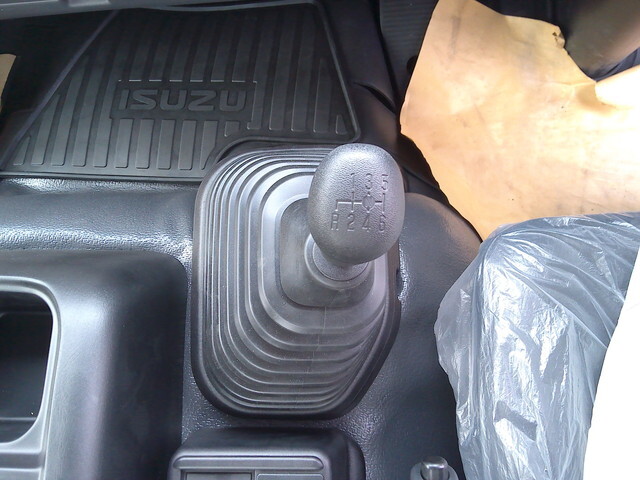 いすゞフォワードミキサー車（コンクリートミキサー）中型（4t）[写真25]