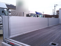 いすゞフォワードアルミブロック増トン（6t・8t）[写真19]