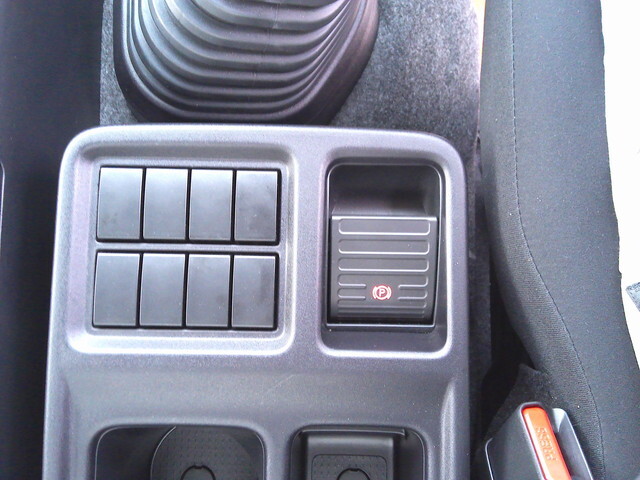 いすゞフォワードアルミブロック増トン（6t・8t）[写真30]