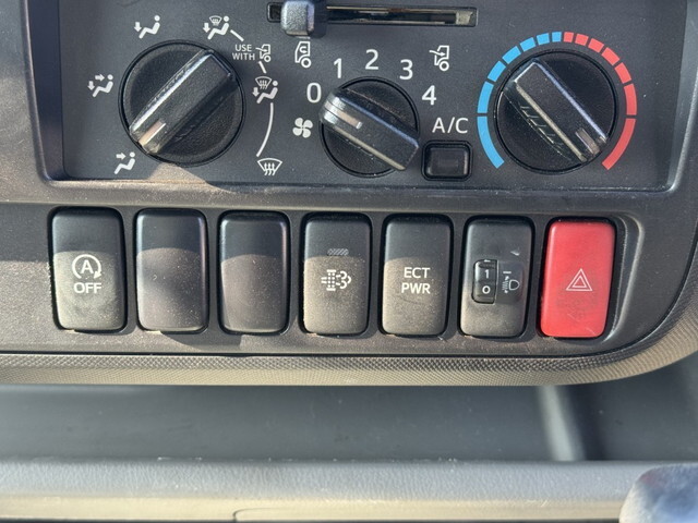 トヨタトヨエース冷凍車（冷蔵車）小型（2t・3t）[写真25]