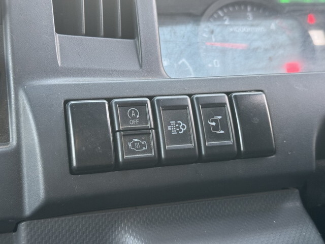 いすゞエルフ平ボディ小型（2t・3t）[写真14]