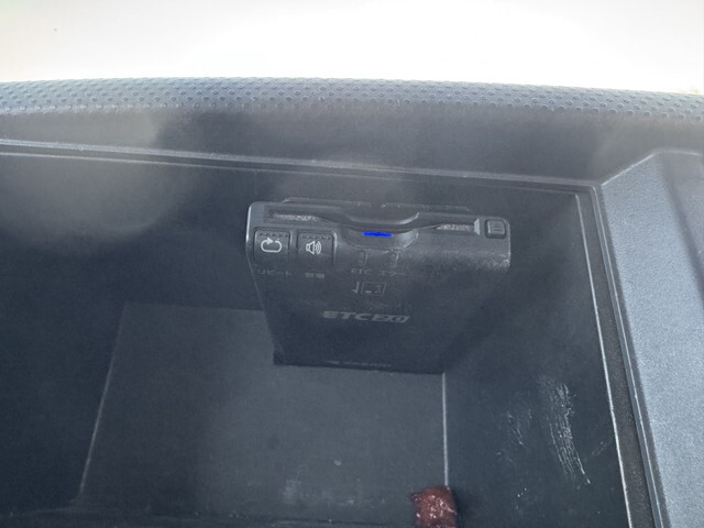 いすゞエルフ平ボディ小型（2t・3t）[写真18]