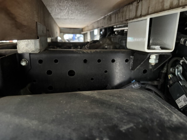 いすゞエルフ平ボディ小型（2t・3t）[写真22]