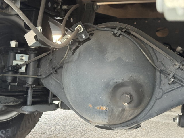 いすゞエルフ平ボディ小型（2t・3t）[写真25]