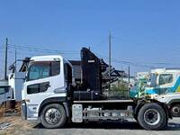 UDトラックスクオントレーラーヘッド（トラクターヘッド）大型（10t）[写真08]