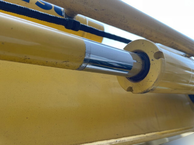 コマツミニユンボ（ミニバックホー）[写真12]