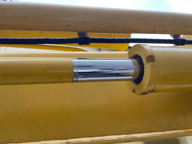 コマツミニユンボ（ミニバックホー）[写真13]