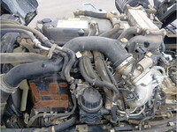 UDトラックスコンドルダンプ中型（4t）[写真17]