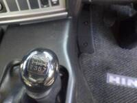 日野プロフィアセルフクレーン3段大型（10t）[写真21]