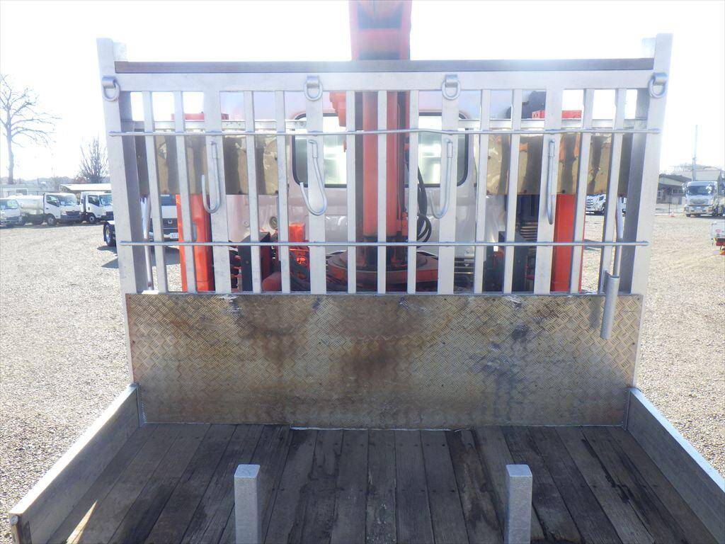 日野プロフィアセルフクレーン3段大型（10t）[写真07]