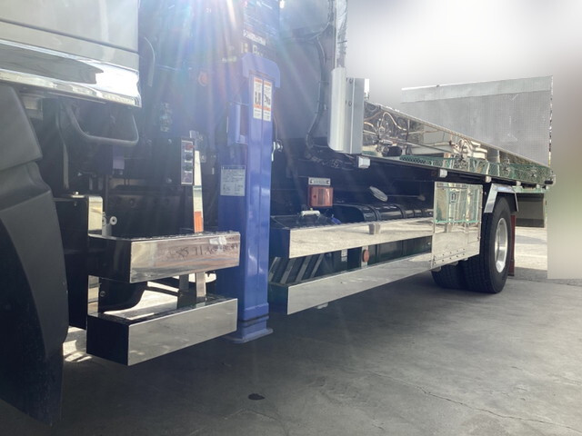 日野レンジャーセーフティクレーン4段増トン（6t・8t）[写真24]