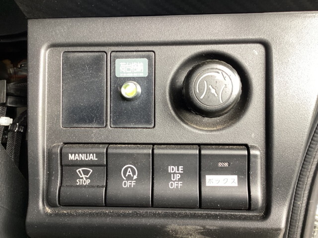 日野レンジャーセーフティクレーン4段増トン（6t・8t）[写真38]