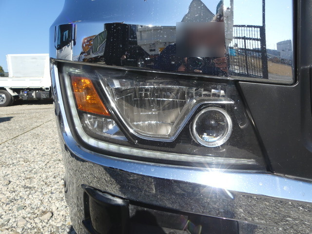 日野プロフィア冷凍車（冷蔵車）大型（10t）[写真28]