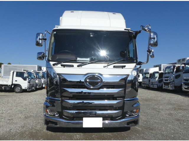 日野プロフィア冷凍車（冷蔵車）大型（10t）[写真03]