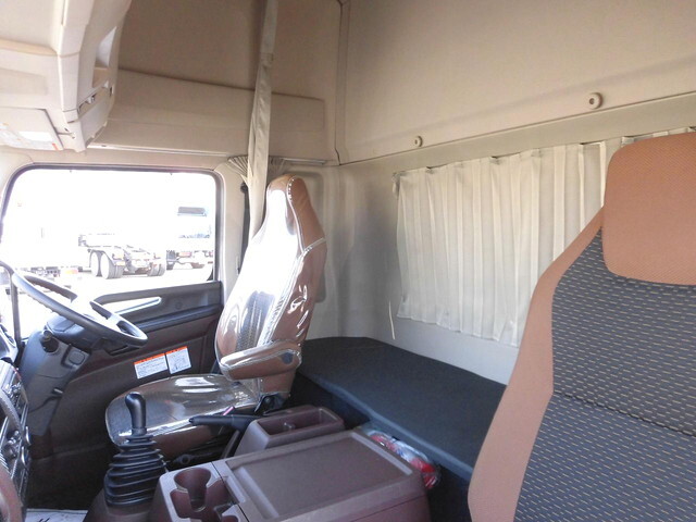 日野レンジャーアルミウイング中型（4t）[写真15]