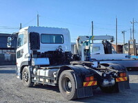 UDトラックスクオントレーラーヘッド（トラクターヘッド）大型（10t）[写真02]