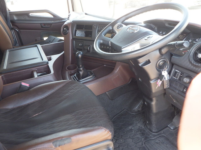 日野プロフィアアルミウイング大型（10t）[写真12]