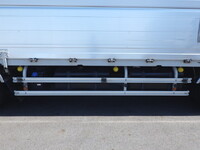 日野プロフィアアルミウイング大型（10t）[写真32]