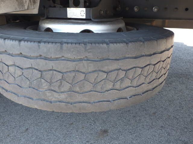 日野プロフィアアルミウイング大型（10t）[写真33]