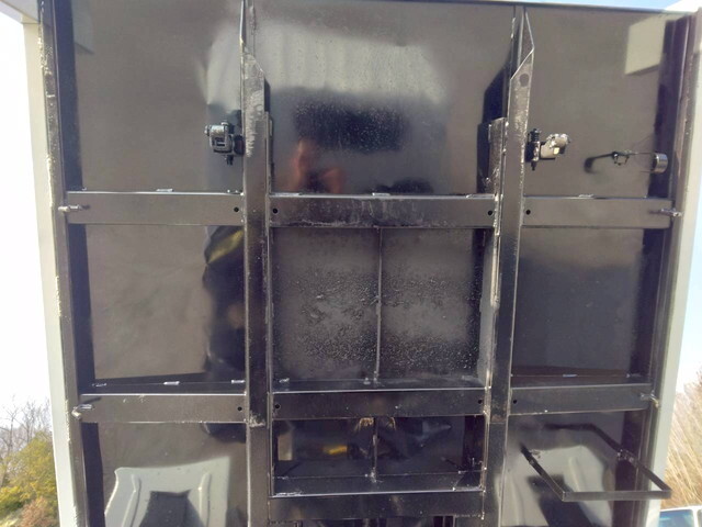 いすゞエルフ深ダンプ（土砂禁ダンプ）小型（2t・3t）[写真18]