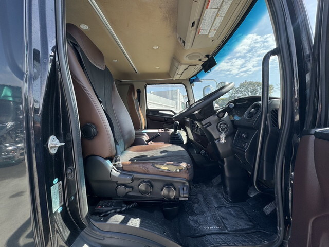 日野レンジャー冷凍車（冷蔵車）増トン（6t・8t）[写真09]