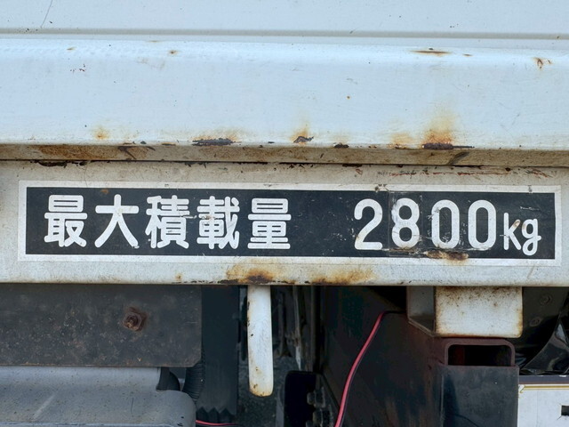 いすゞエルフクレーン4段小型（2t・3t）[写真12]