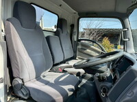 いすゞエルフクレーン4段小型（2t・3t）[写真32]